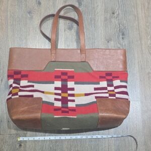 Southwestern Pattern Tote Bag